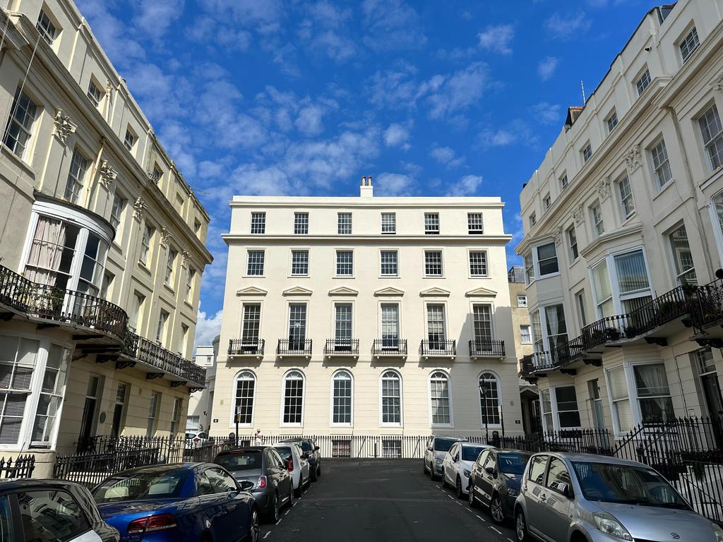 Cavendish Place, Brighton, BN1 1 bed flat £1,130 pcm (£261 pw)