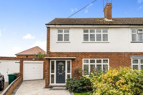 20 Dingle Road, Ashford, TW15 1HF
