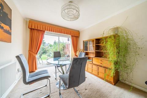 20 Dingle Road, Ashford, TW15 1HF