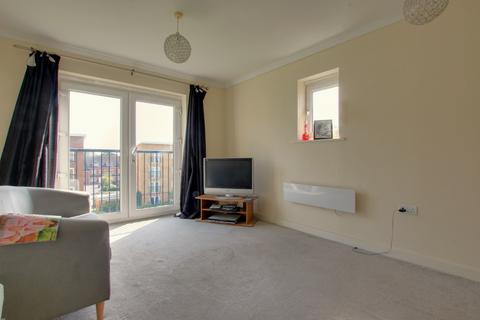 2 bedroom flat for sale - Billys Copse, Leigh Park, Havant