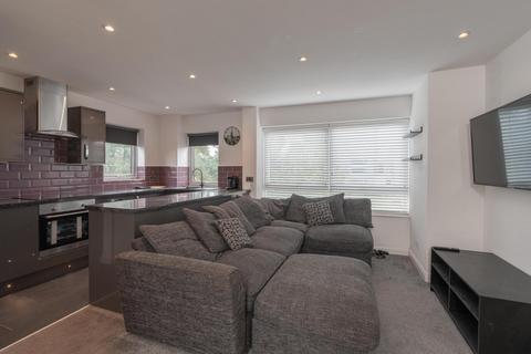 39, Willow Court Abbey Road, Macclesfield, SK10 3PD
