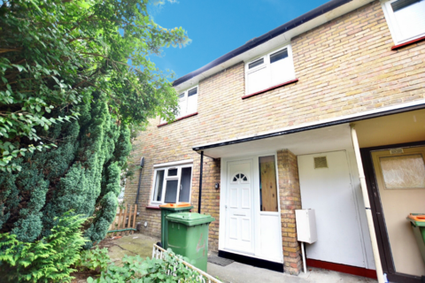 4 Thorne Close, London, E16 1LP