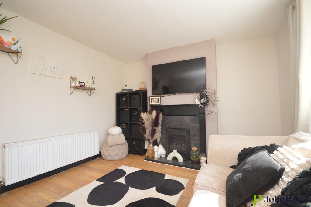 Ringwood Highway, Potters Green, Coventry, CV2 3 bed end of terrace