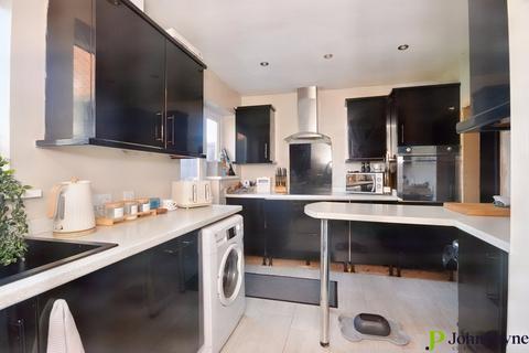 3 bedroom end of terrace house for sale - Ringwood Highway, Potters Green, Coventry, CV2