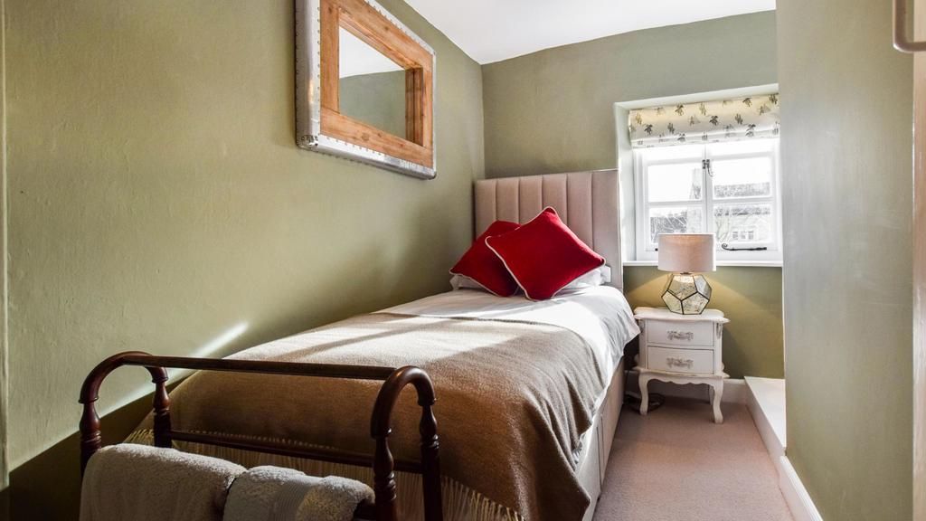 Appletree Cottage, Bourton-on-the-Water, GL54...