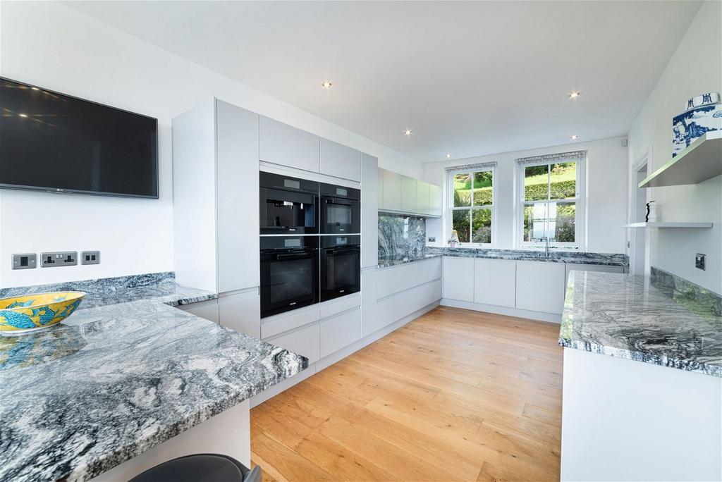 Cwm Road, Dyserth, Denbighshire LL18 6HR 4 bed detached house for sale