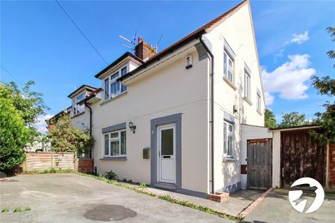 3 bedroom semi-detached house to rent - St Albans Close, Gravesend, Kent, DA12