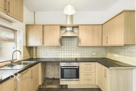 3 bedroom end of terrace house for sale, Buxton Road, New Mills, SK22