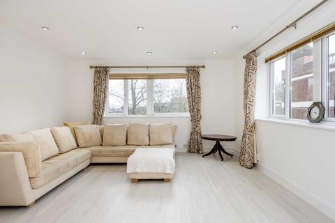 2 bedroom apartment to rent, Avenue Road, St John's Wood, London, NW8