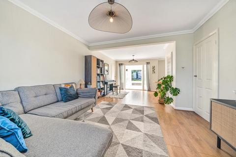 52 Churston Drive, Morden, SM4 4JQ