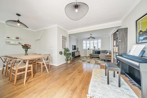 52 Churston Drive, Morden, SM4 4JQ