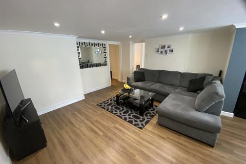 2 bedroom ground floor flat for sale, Wimborne Road, Bournemouth BH10