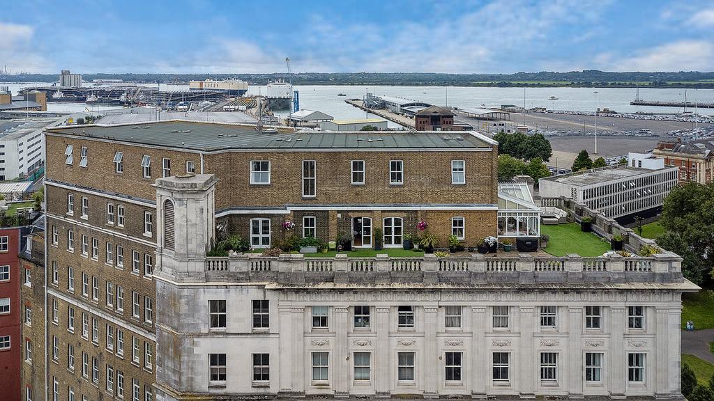 Imperial Apartments, South Western House, Southampton Hampshire SO14