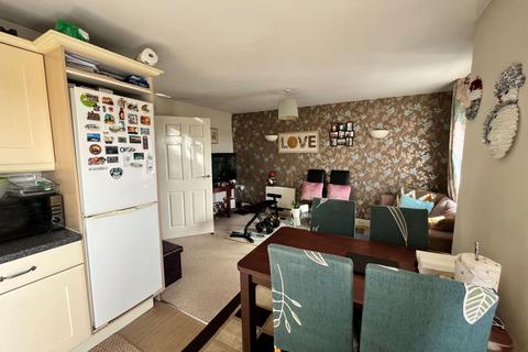 89 Balfour Close, Northampton, NN2 6LL