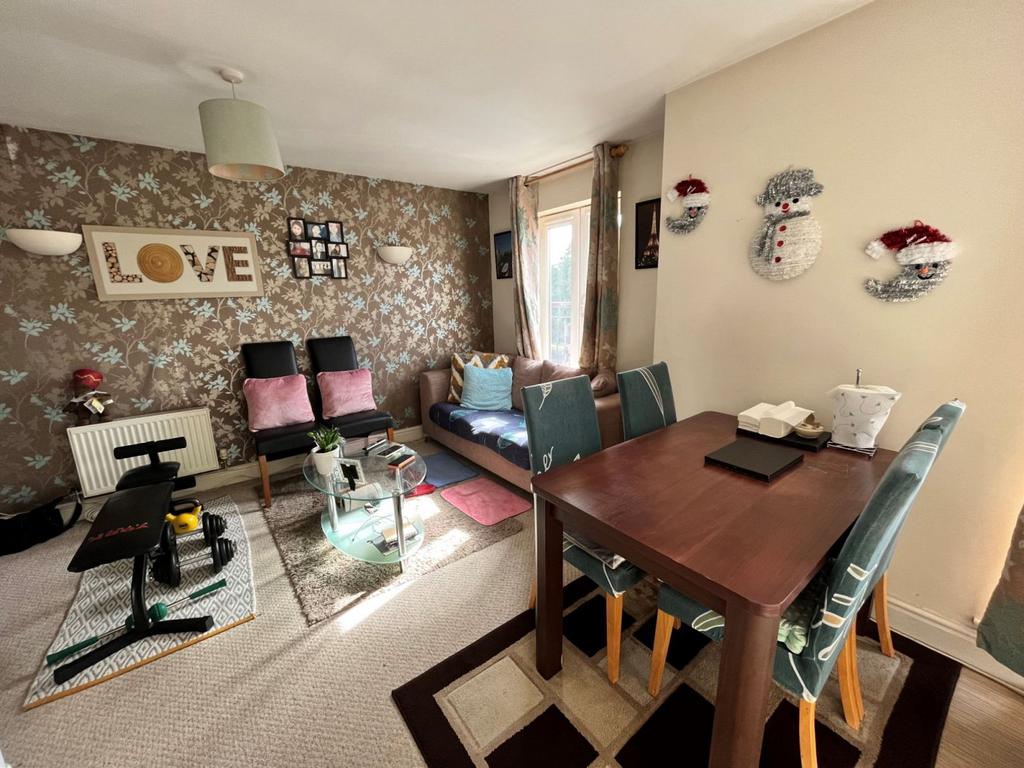 Lounge/kitchen area