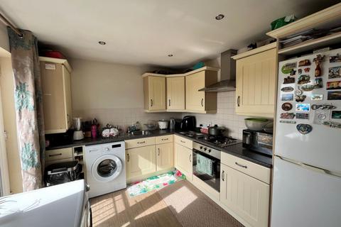 89 Balfour Close, Northampton, NN2 6LL