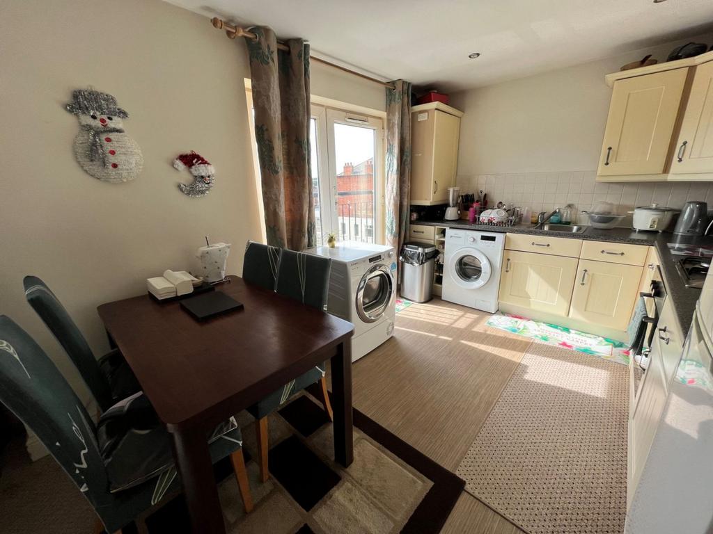 Lounge/kitchen area