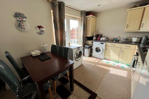 89 Balfour Close, Northampton, NN2 6LL