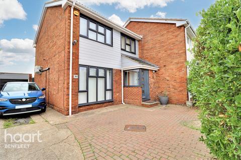 3 bedroom semi-detached house for sale, Furtherwick Road, Canvey Island