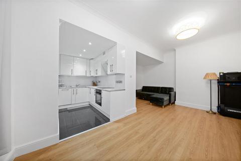 1 bedroom flat for sale, London, NW1
