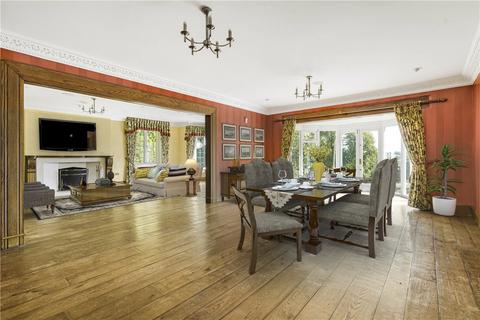 De Fontenay Chalk Lane, Hyde Heath, Amersham, HP6 5SG