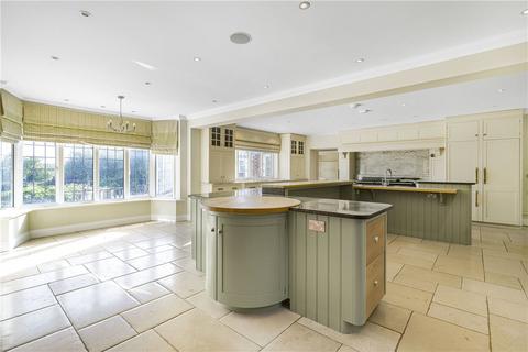 De Fontenay Chalk Lane, Hyde Heath, Amersham, HP6 5SG