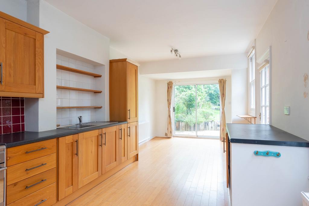 Minster Road, Oxford, Oxfordshire, OX4 4 bed semidetached house £
