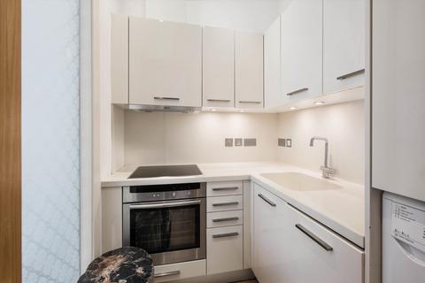 2 bedroom flat for sale - Pont Street, London, SW1X