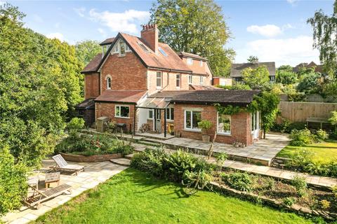 43 School Road, Charlton Kings, Cheltenham, GL53 8BQ