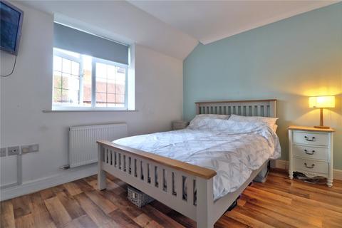 2 bedroom terraced house for sale - Quarry Hill, Godalming, Surrey, GU7