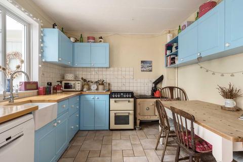 1 Hillside, Southleigh, Colyton, EX24 6RZ