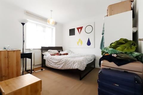 37 Commonwealth Way, London, SE2 0LD