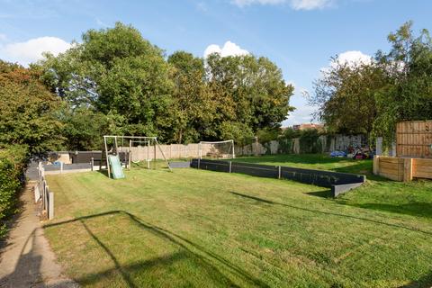 4 bedroom detached bungalow for sale - Valkyrie Avenue, Whitstable