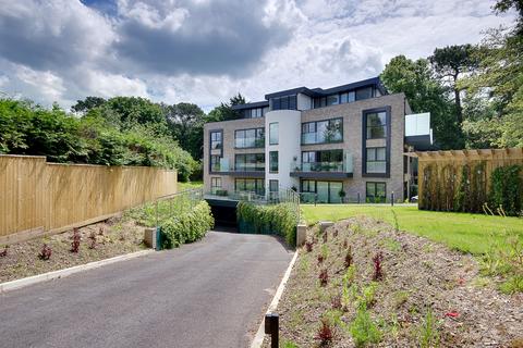 2 bedroom apartment for sale, Martello Road South, Canford Cliffs, Poole, Dorset, BH13