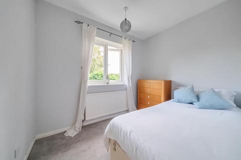 14 Newark Road, Windlesham, GU20 6NE