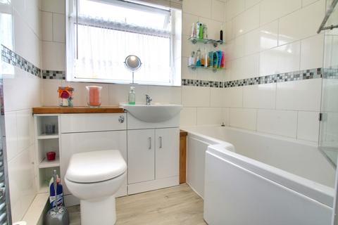 99 Green Park, Chatteris, PE16 6DN