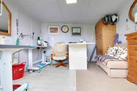 99 Green Park, Chatteris, PE16 6DN