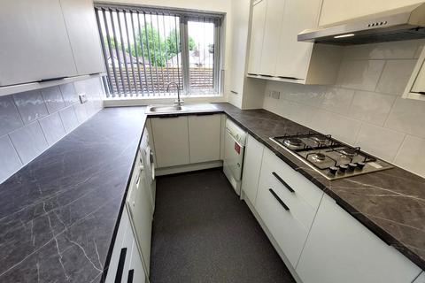 2 bedroom apartment for sale, Beechwood Court, Prestwich, M25