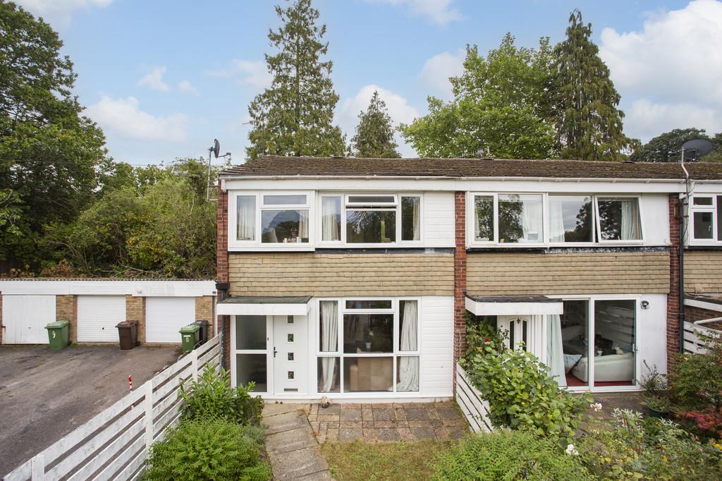Cedar Ridge, Tunbridge Wells 3 bed terraced house for sale £350,000