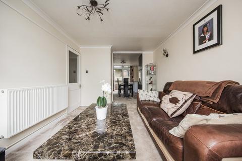 11 Cedar Ridge, Tunbridge Wells, TN2 3NX