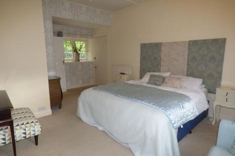 1 bedroom in a house share to rent - Edgemoor Hotel, Haytor Road