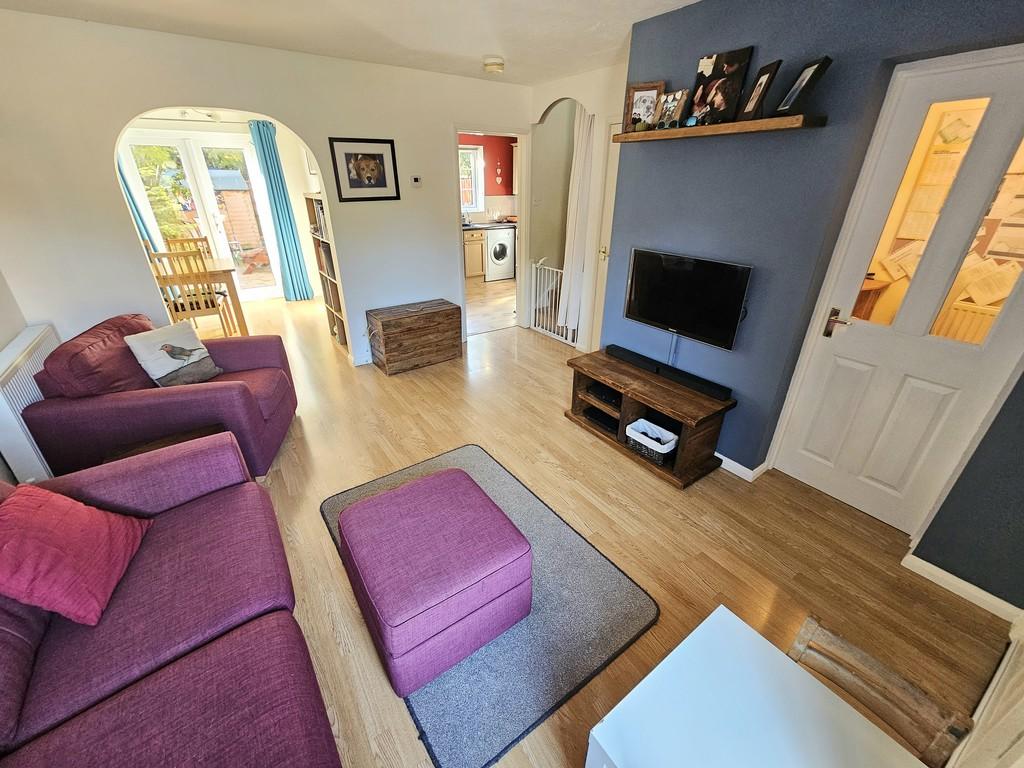 Castle Mount, Brackley 3 bed detached house for sale £367,500