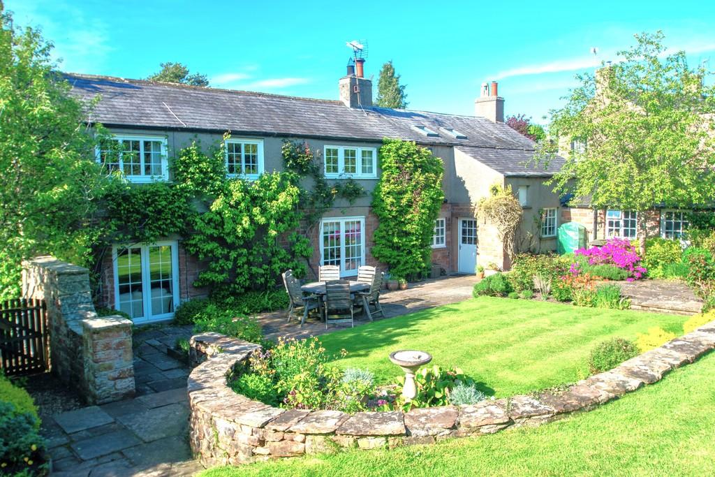 Hayton, Brampton 4 bed detached house £625,000