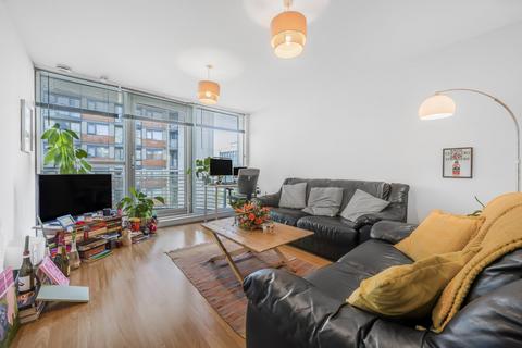 1 bedroom flat for sale, Switch House, 4 Blackwall Way, London