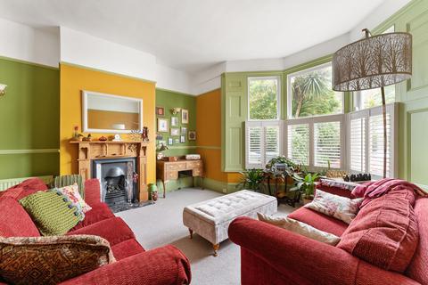 21 Cann Hall Road, London, E11 3HY