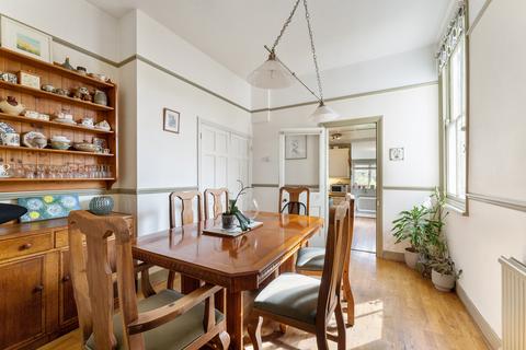 21 Cann Hall Road, London, E11 3HY