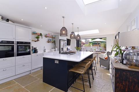 3 bedroom semi-detached house for sale, Mead Road, Cranleigh