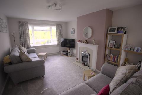 32 Bishops Drive, Langport, TA10 9HW