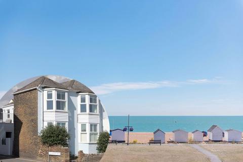4 bedroom terraced house for sale, Walmer Seafront