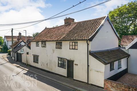 4 bedroom detached house for sale, The Street, Dickleburgh, Diss